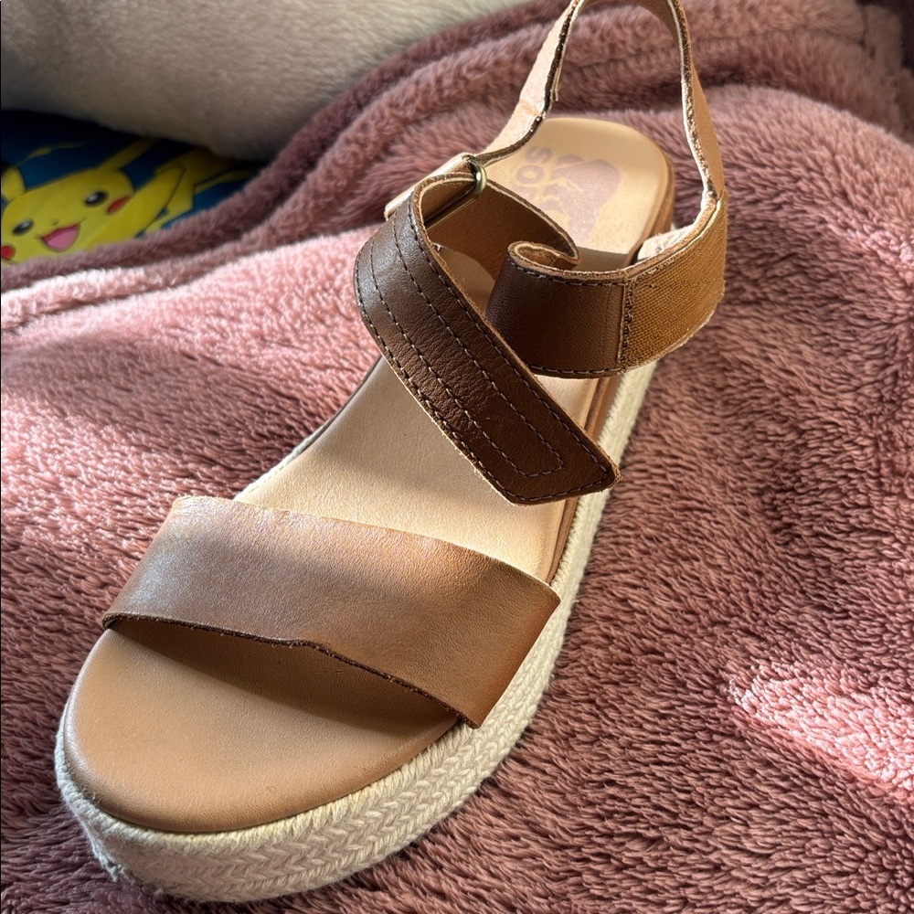 Sorel Tan Espadrille Platform Sandals - Picture 7 of 12